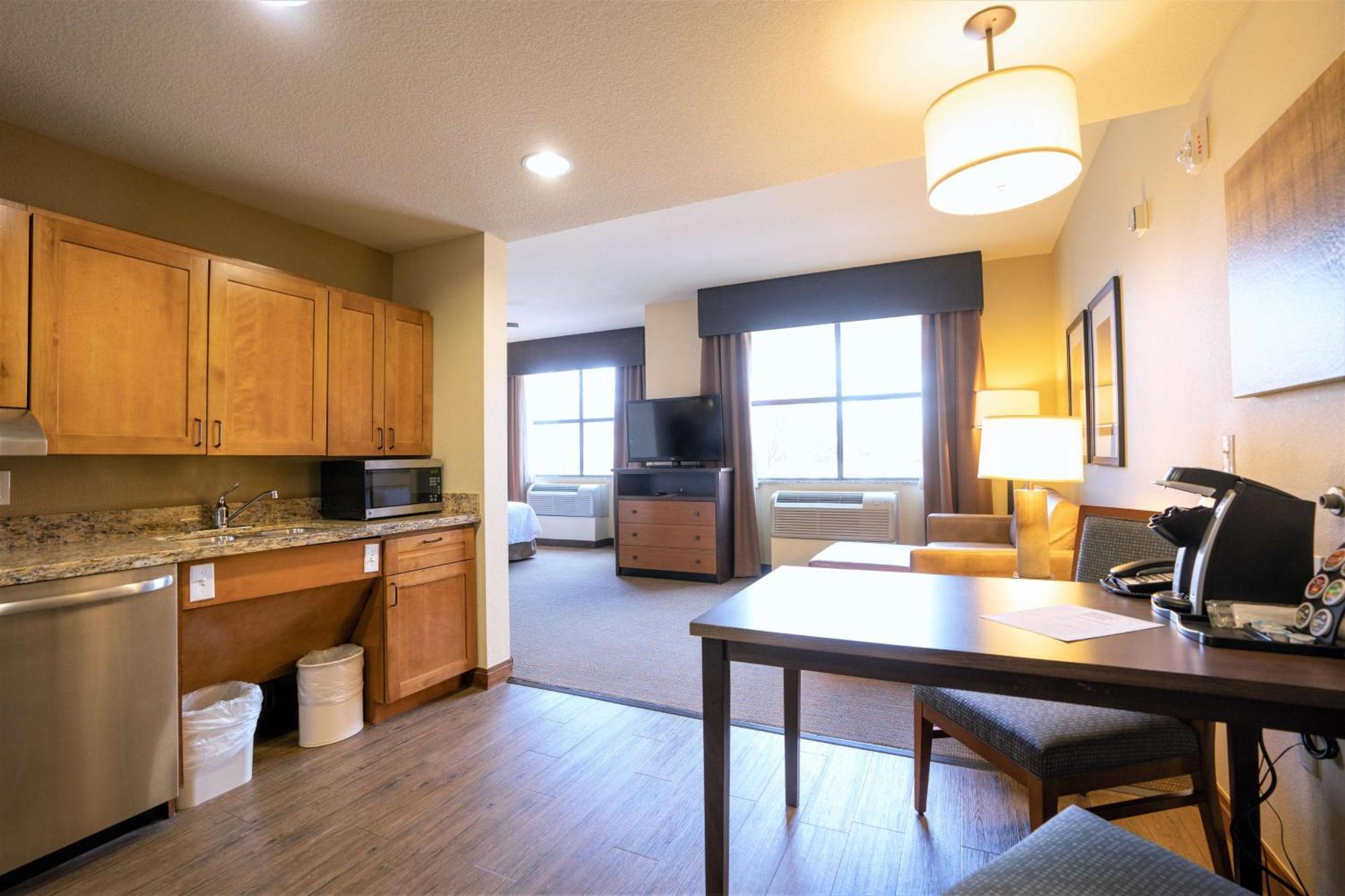 Homewood By Hilton, 3*
