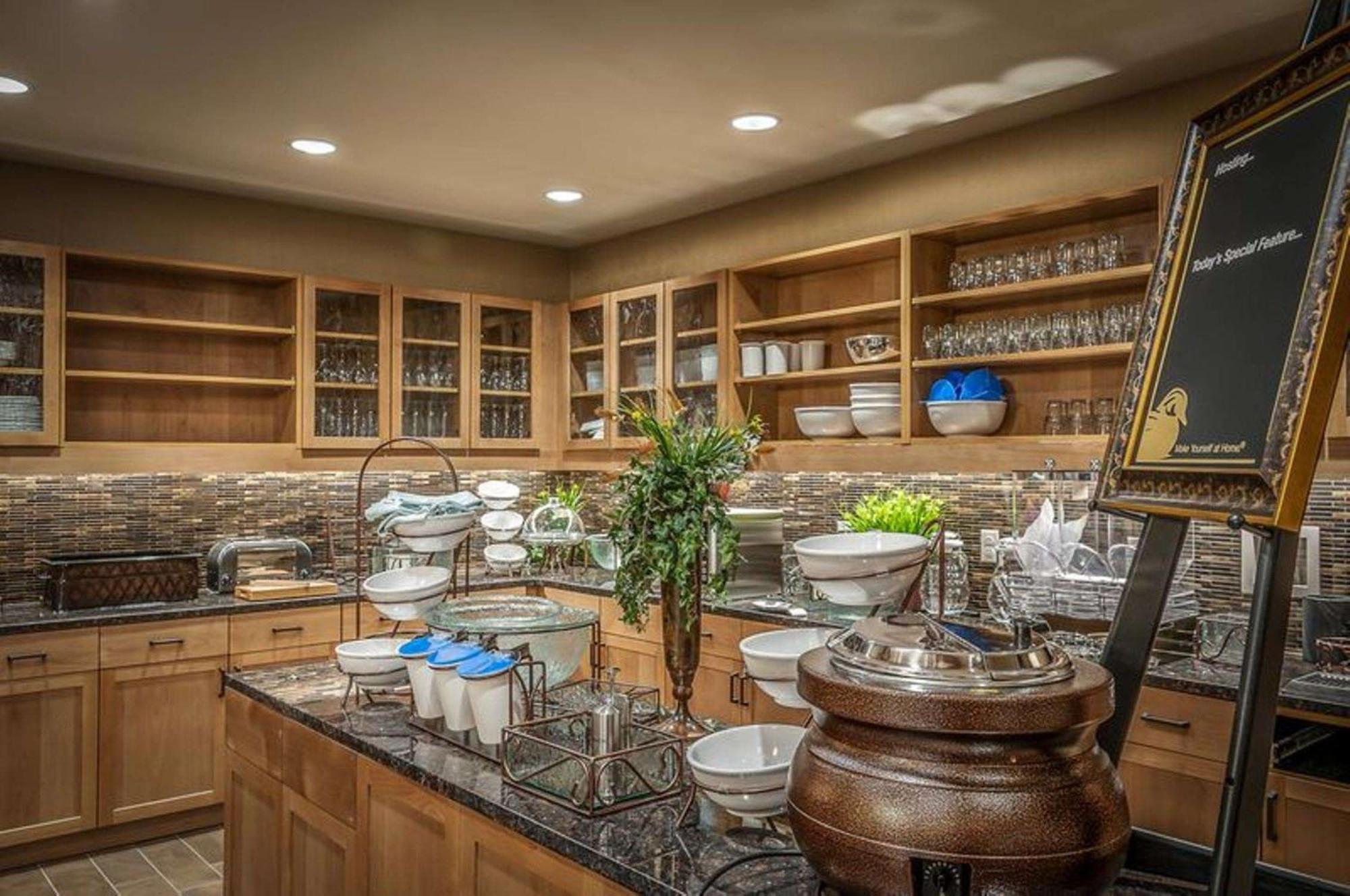 Hotel Homewood By Hilton, 3*