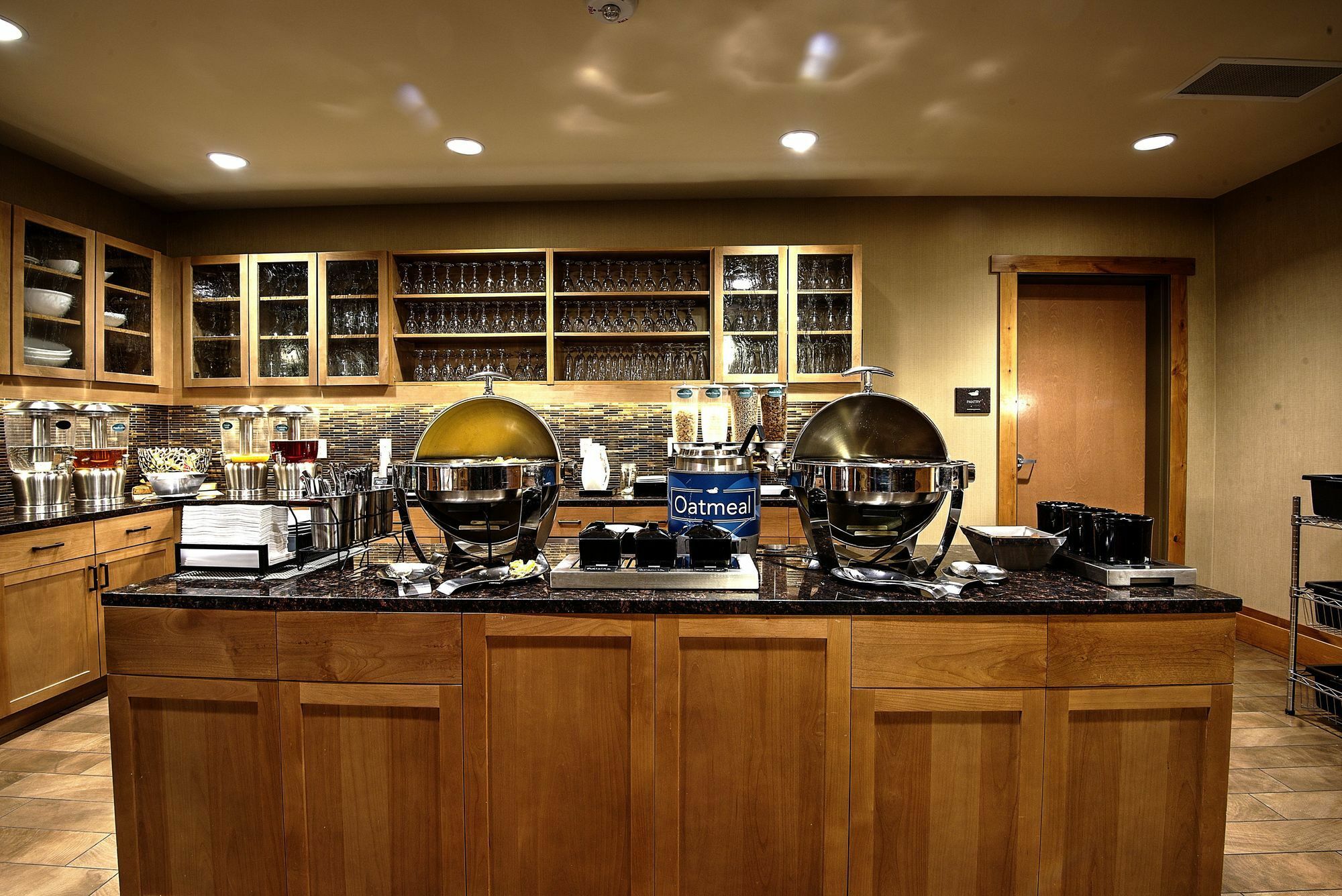Homewood By Hilton, 3*